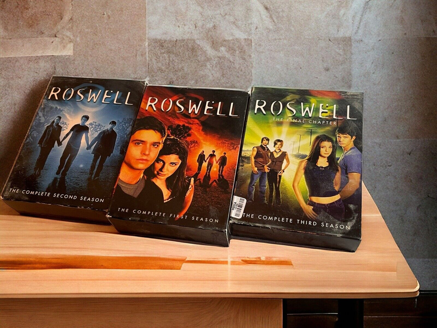 Roswell Complete Series DVD Lot