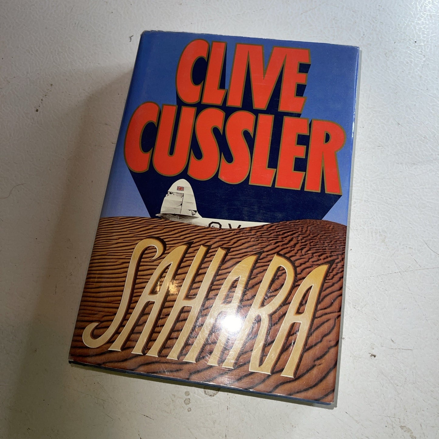Sahara by Clive Cussler (1992, Hardcover)