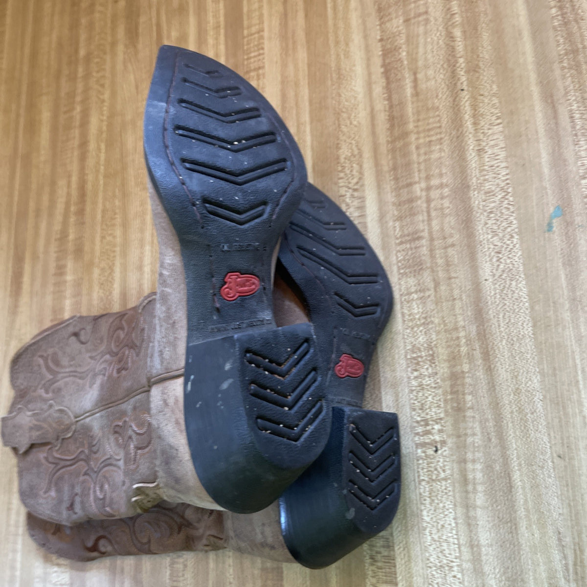 Justin Cowgirl Boots 6.5