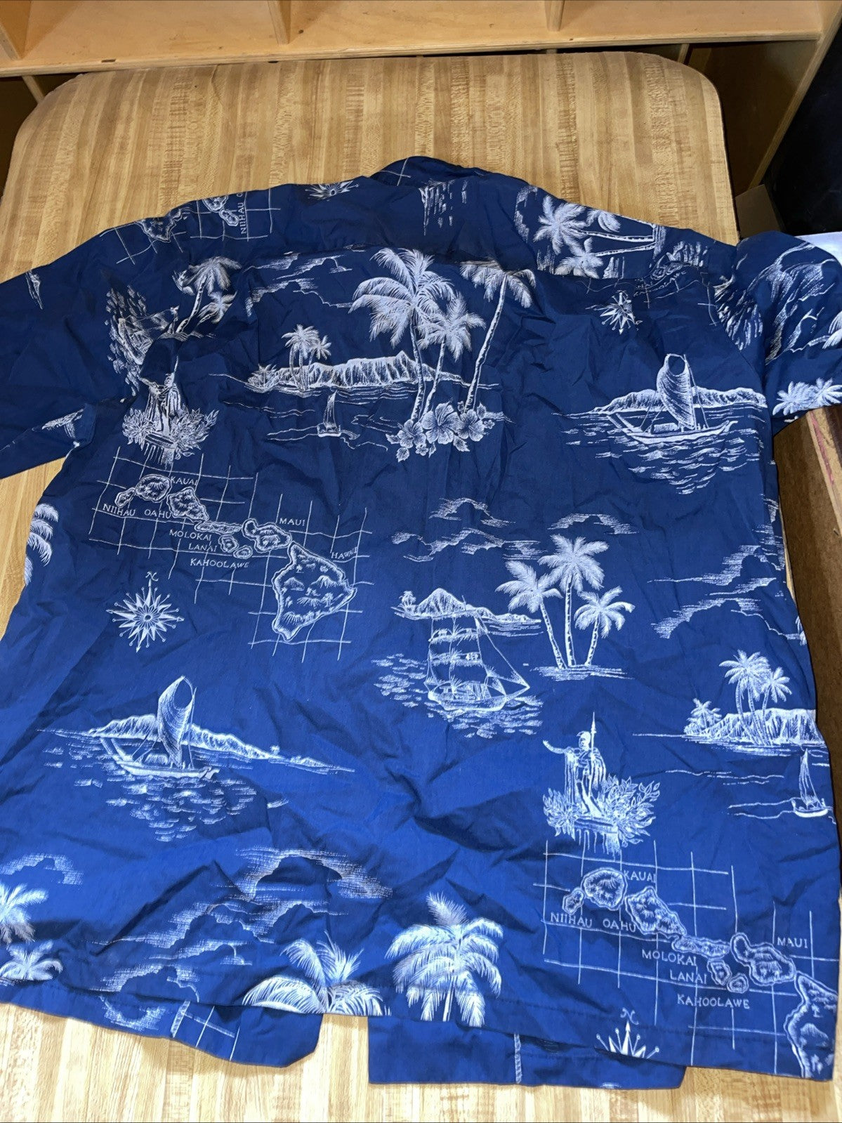 royal creations hawaiian shirt XXL