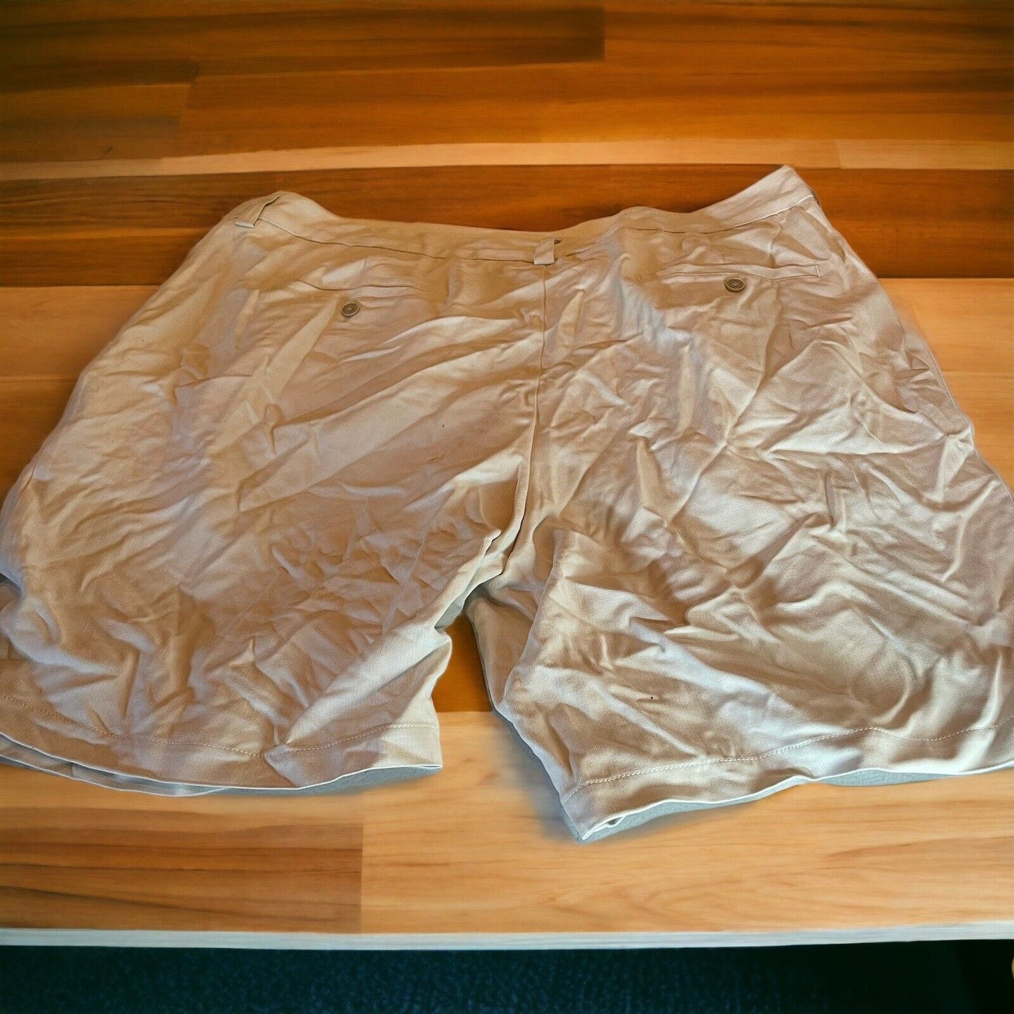 Tommy Bahama Shorts 44