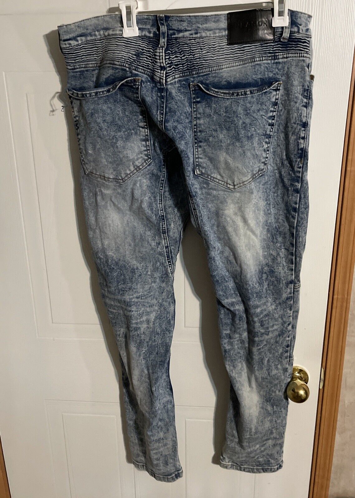 Reason Brand Acid Wash Distressed Jeans 38x30
