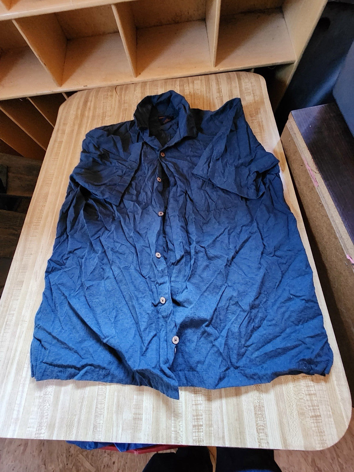Gordon Clothing Co Button Up Medium