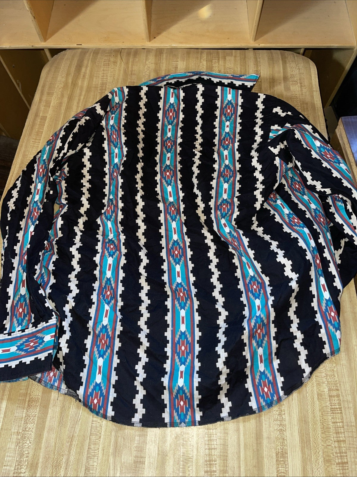 wrangler aztec pearl snap