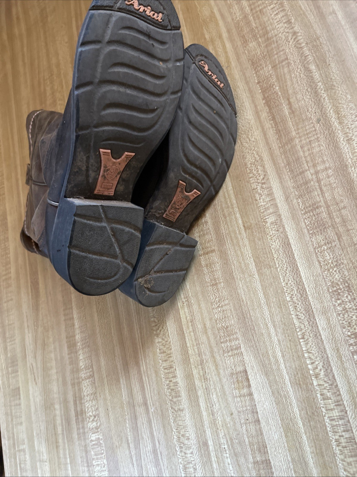 Ariat Boots Women’s 7.5