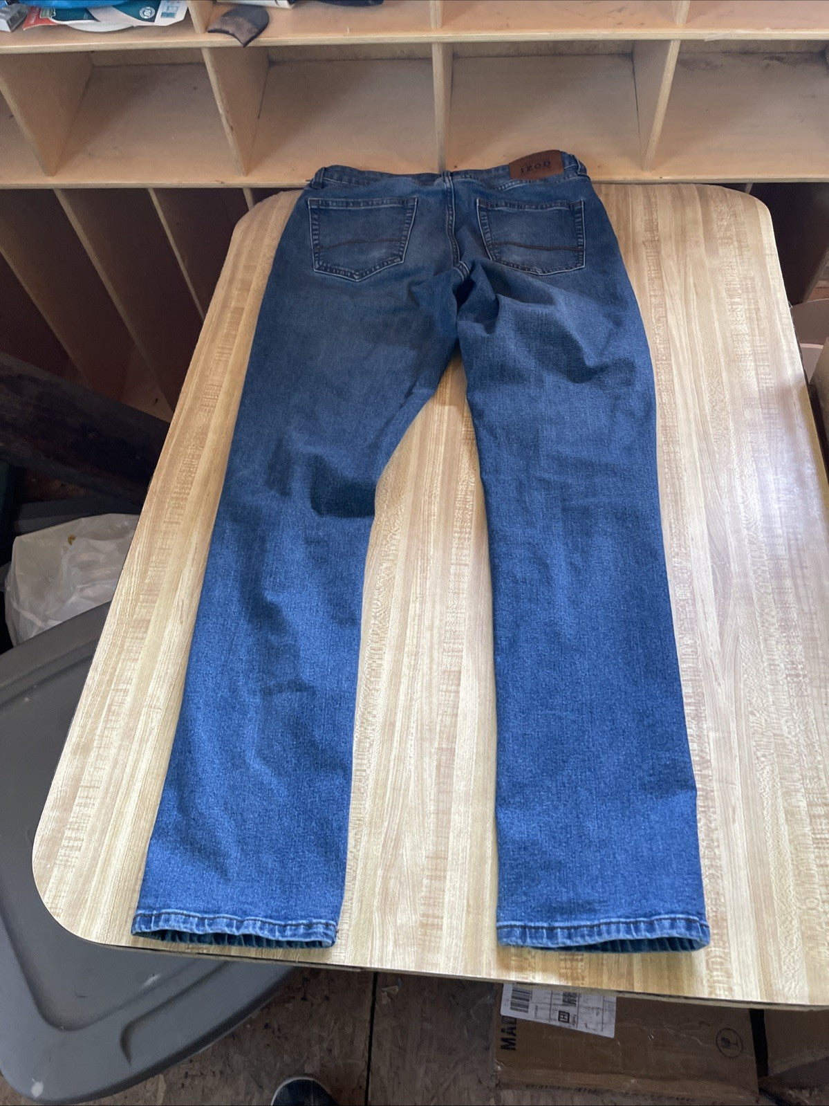 Izod Saltwater Jeans 32/34