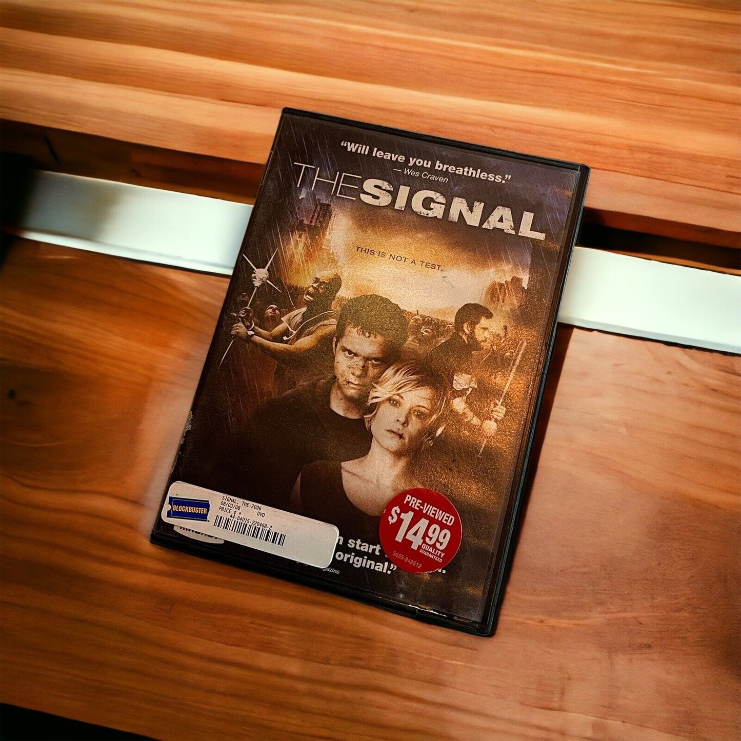 The Signal DVD | | 2007 In Blockbuster Case