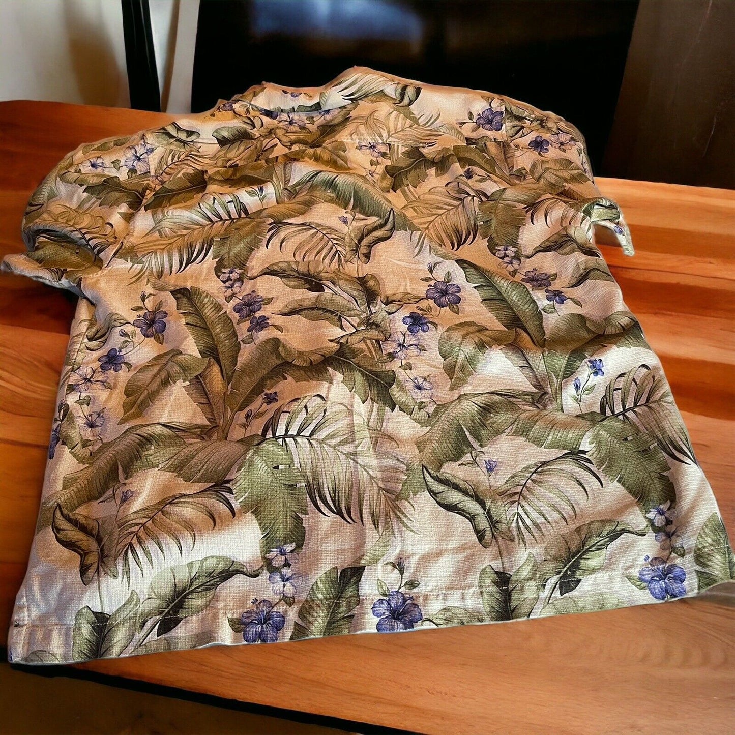 Tommy Bahama Silk Hawaiian Shirt Large