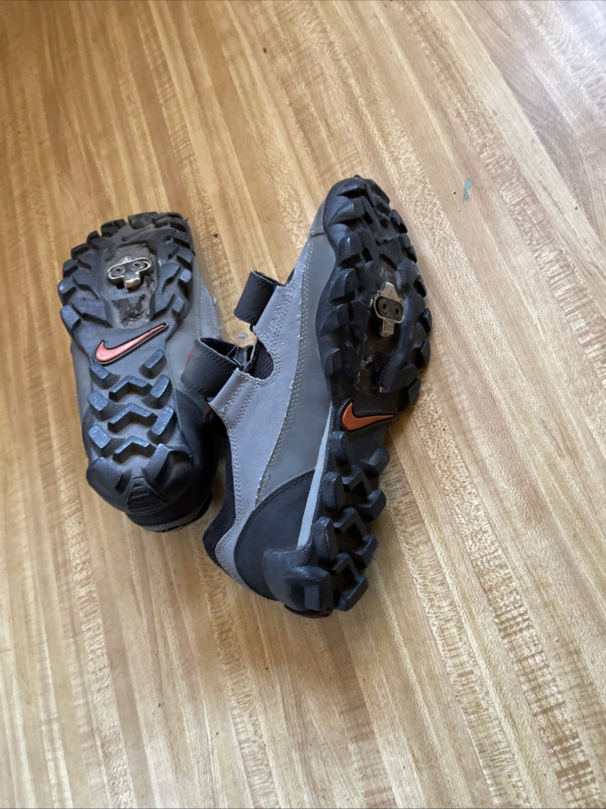 Nike ACG Cycling Shoes 9.5