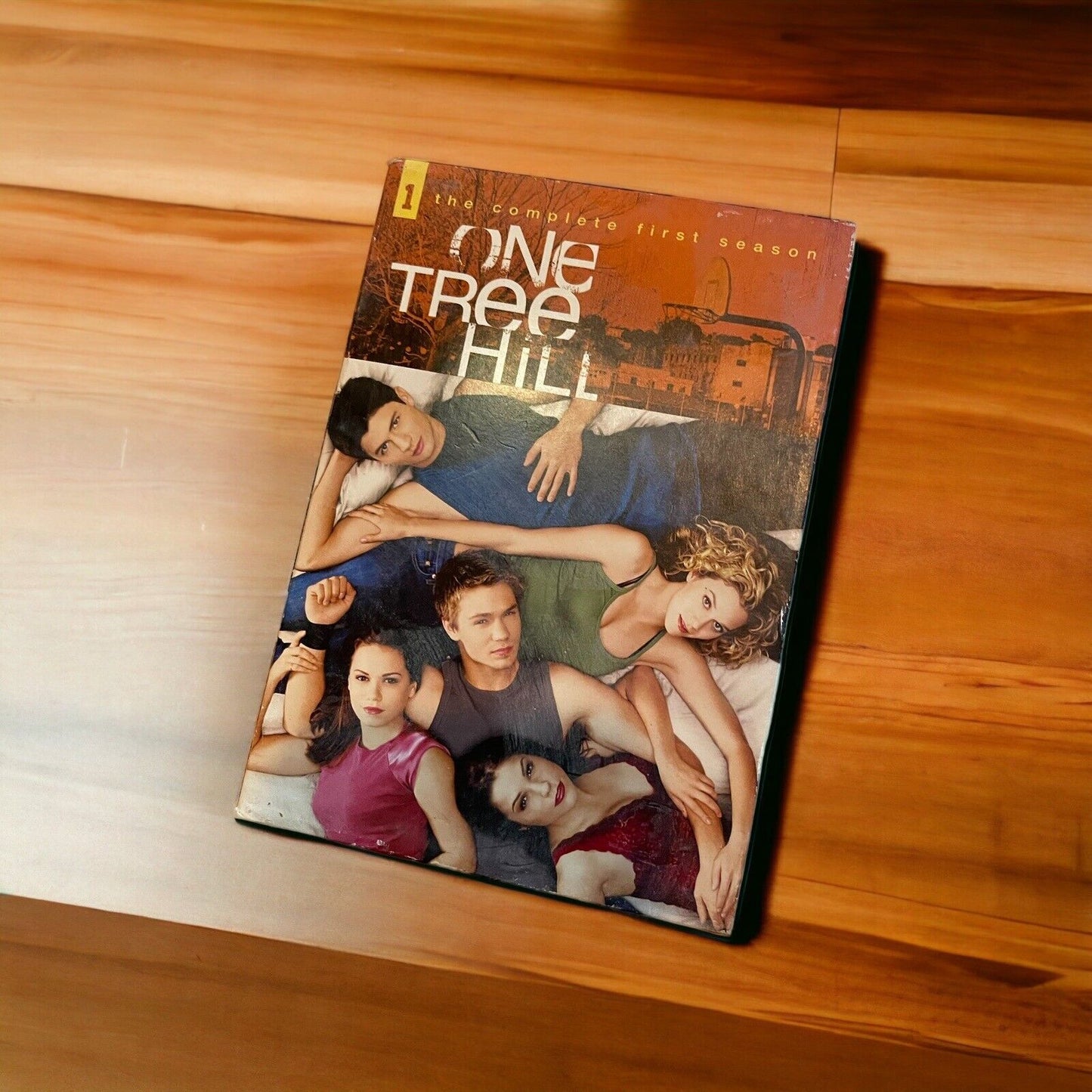One Tree Hill - The Complete First Season (DVD, 2005, 6-Disc Set)