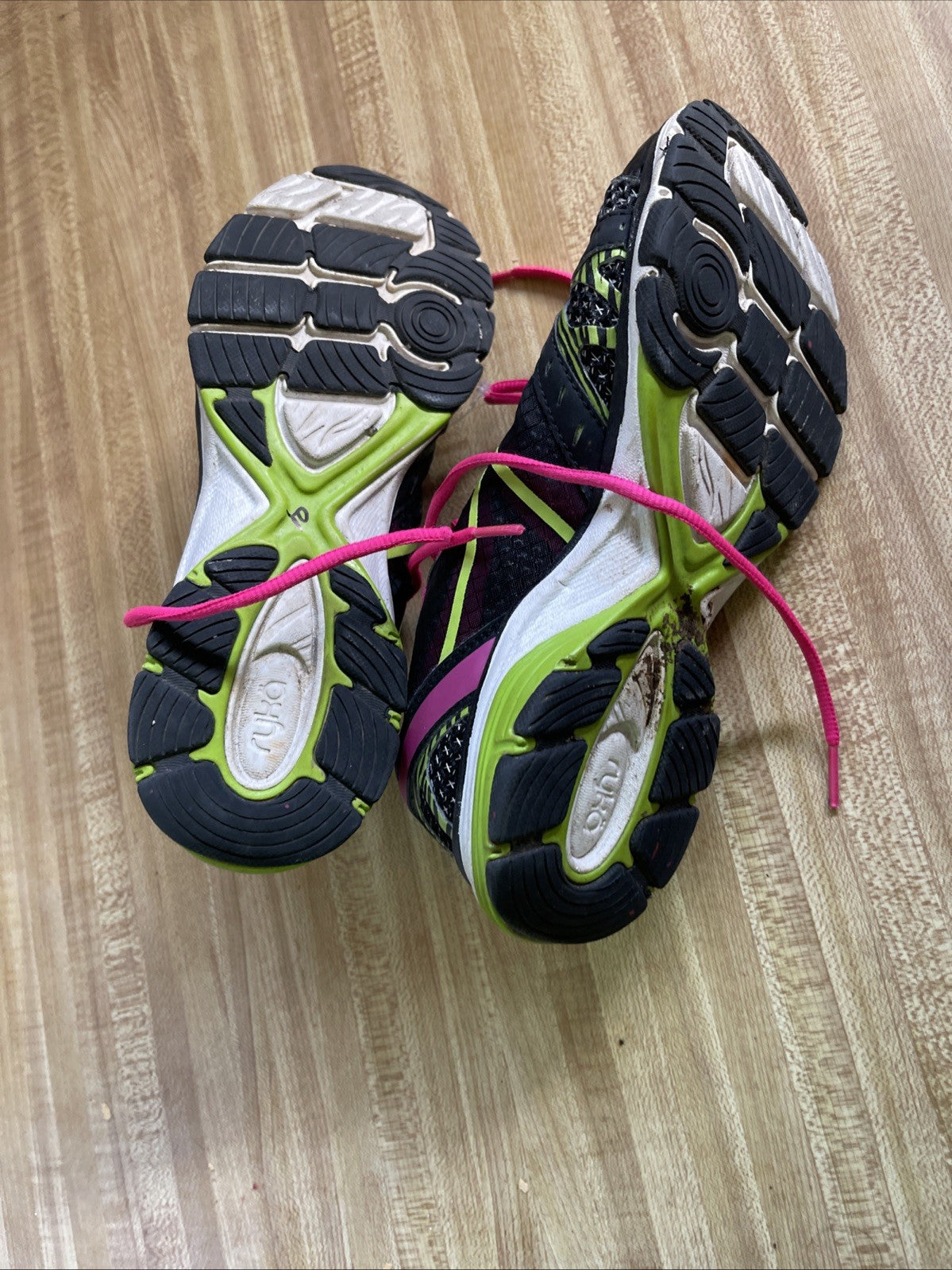 Ryka Vida RZX Size 7 Black Pink Green Training Running Shoes