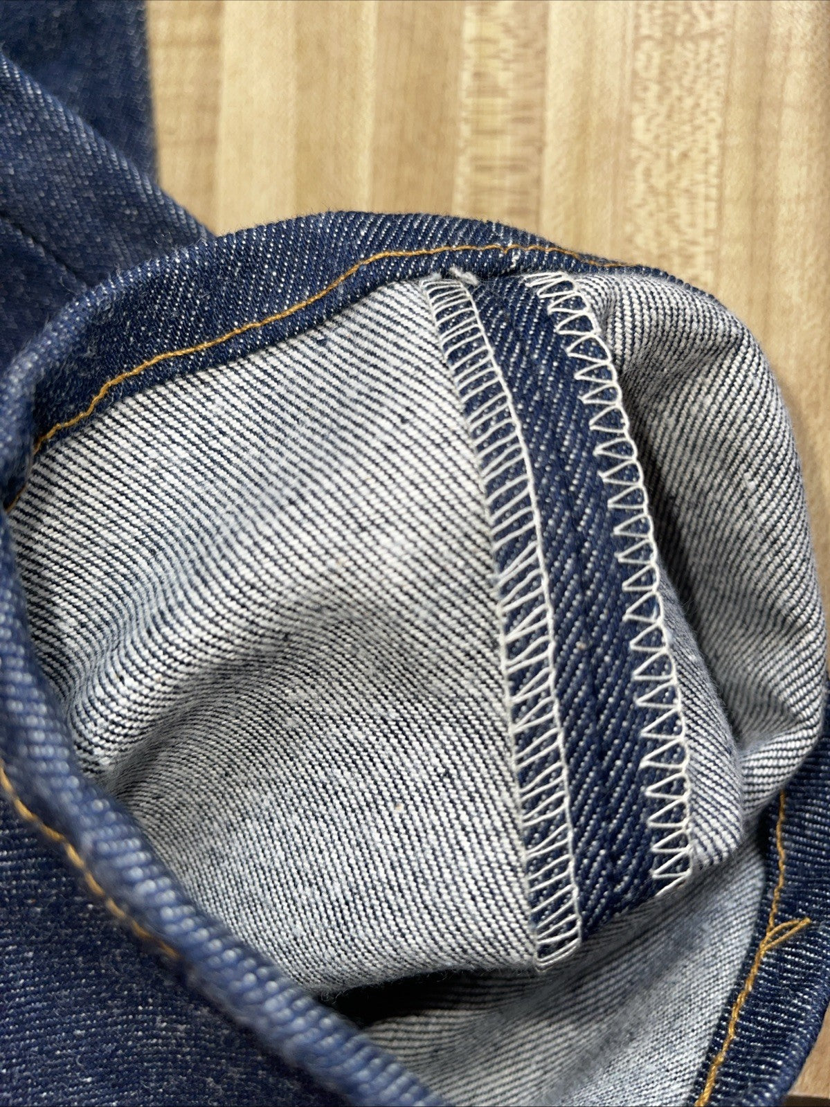 Deadstock NOS Levi’s 501xx 33x36