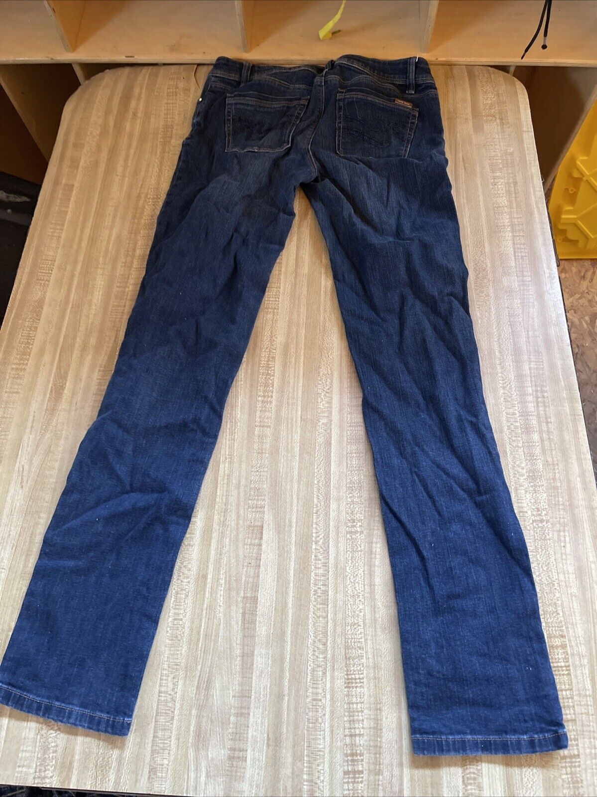 white house black market Jeans 4