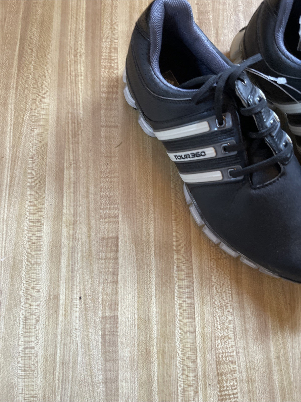 adidas tour 360 golf shoes Size 9 NWT