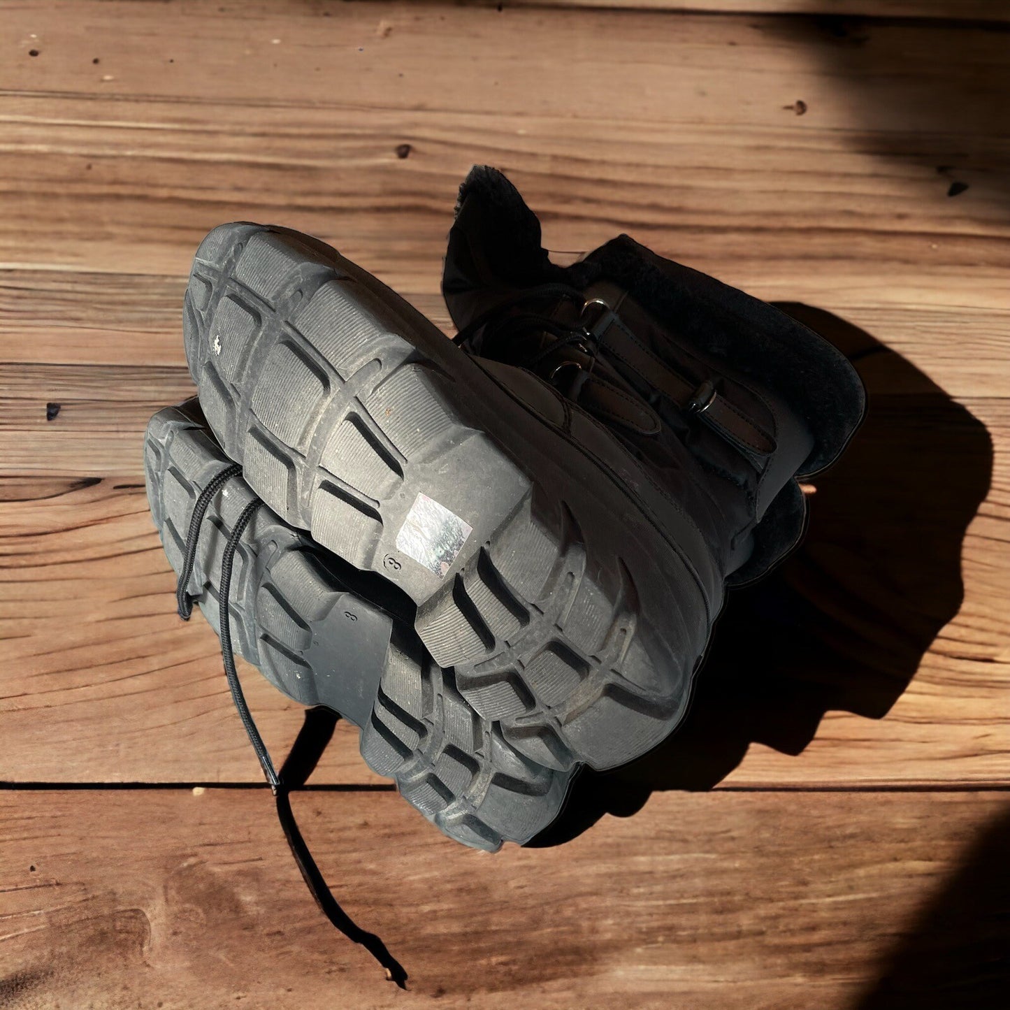 Dream Pairs Snow Boots Size 8