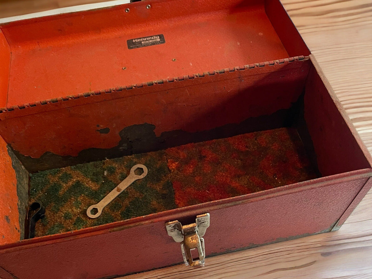 Kennedy Red Pebble Finish Tool Box KK-16-9262 Van Wert Ohio Vintage
