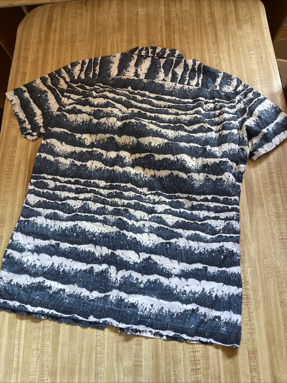 tori richard hawaiian shirt Medium