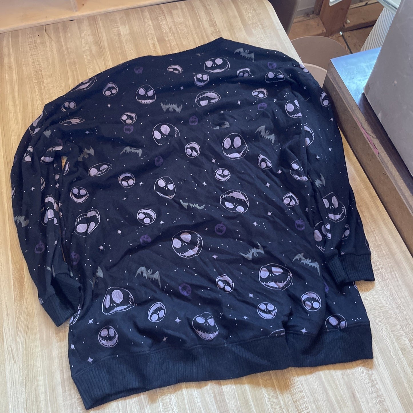 Disney The Nightmare Before Christmas Sweatshirt Large