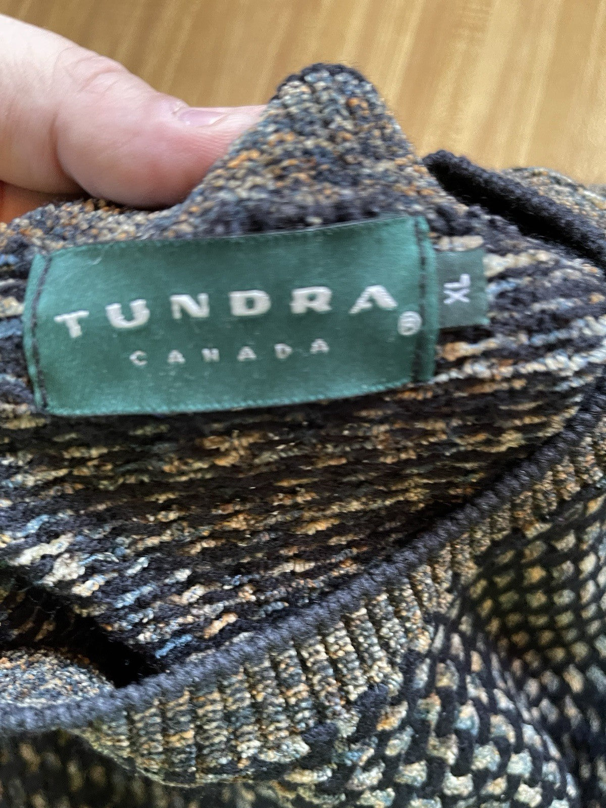 Vintage Tundra Sweater XL