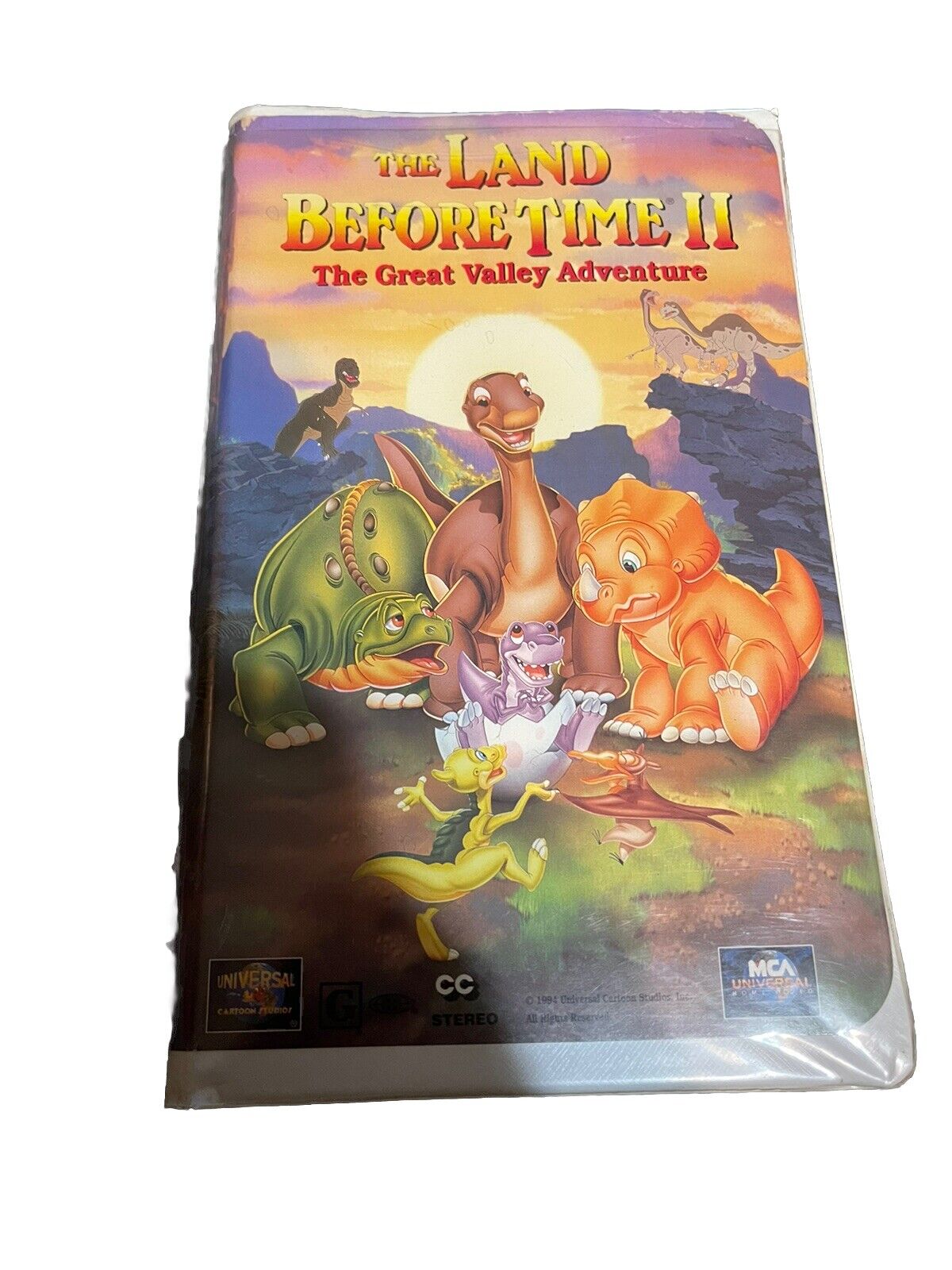 The Land Before Time II: The Great Valley Adventure (VHS, 1994, Clamshell)