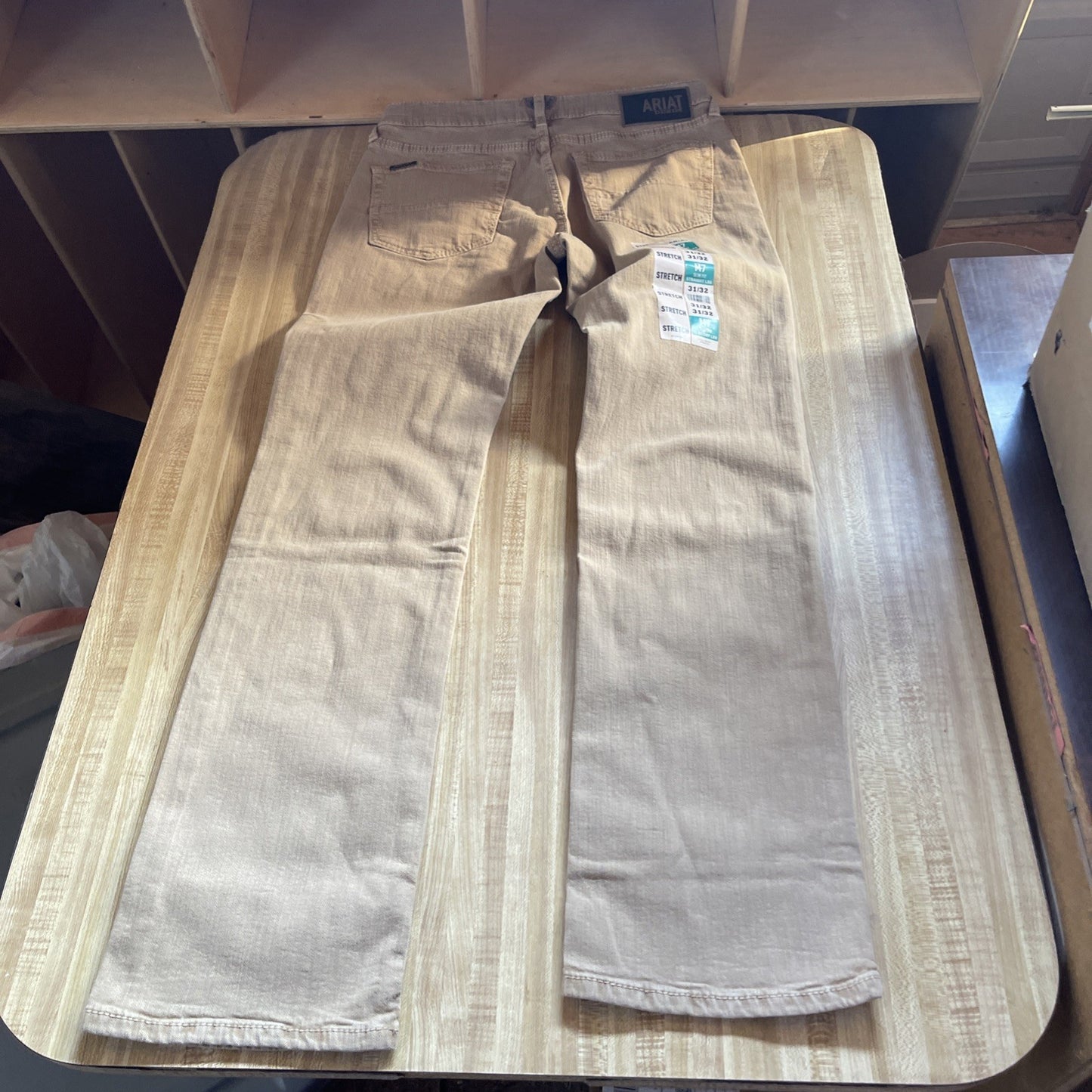 ariat m7 slim fit straight leg 31x32 NWT