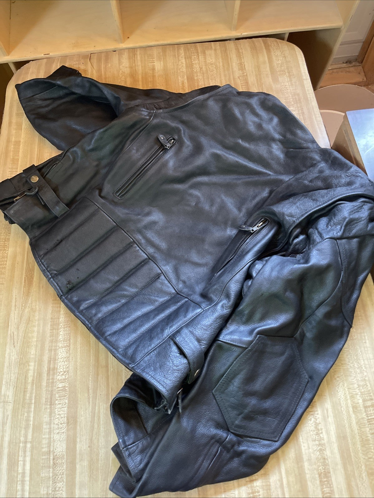 vintage leather motorcycle jacket 46