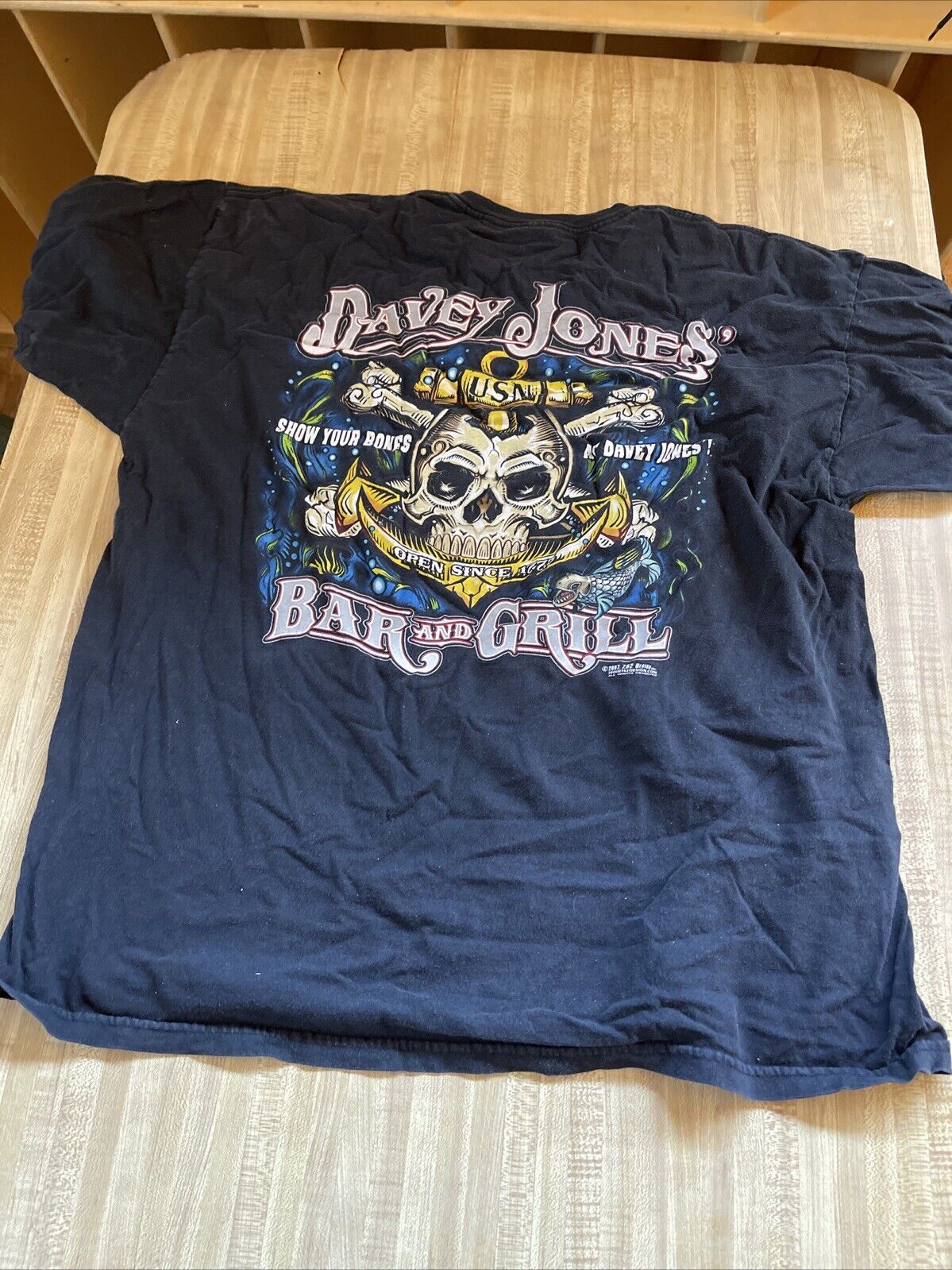 Davey Jones Bar And Grill T Shirt 2XL