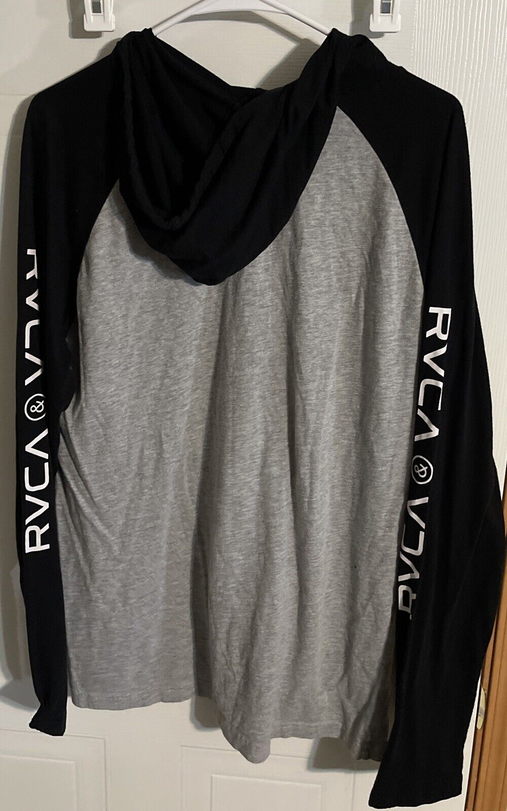 RVCA Hoodie Large