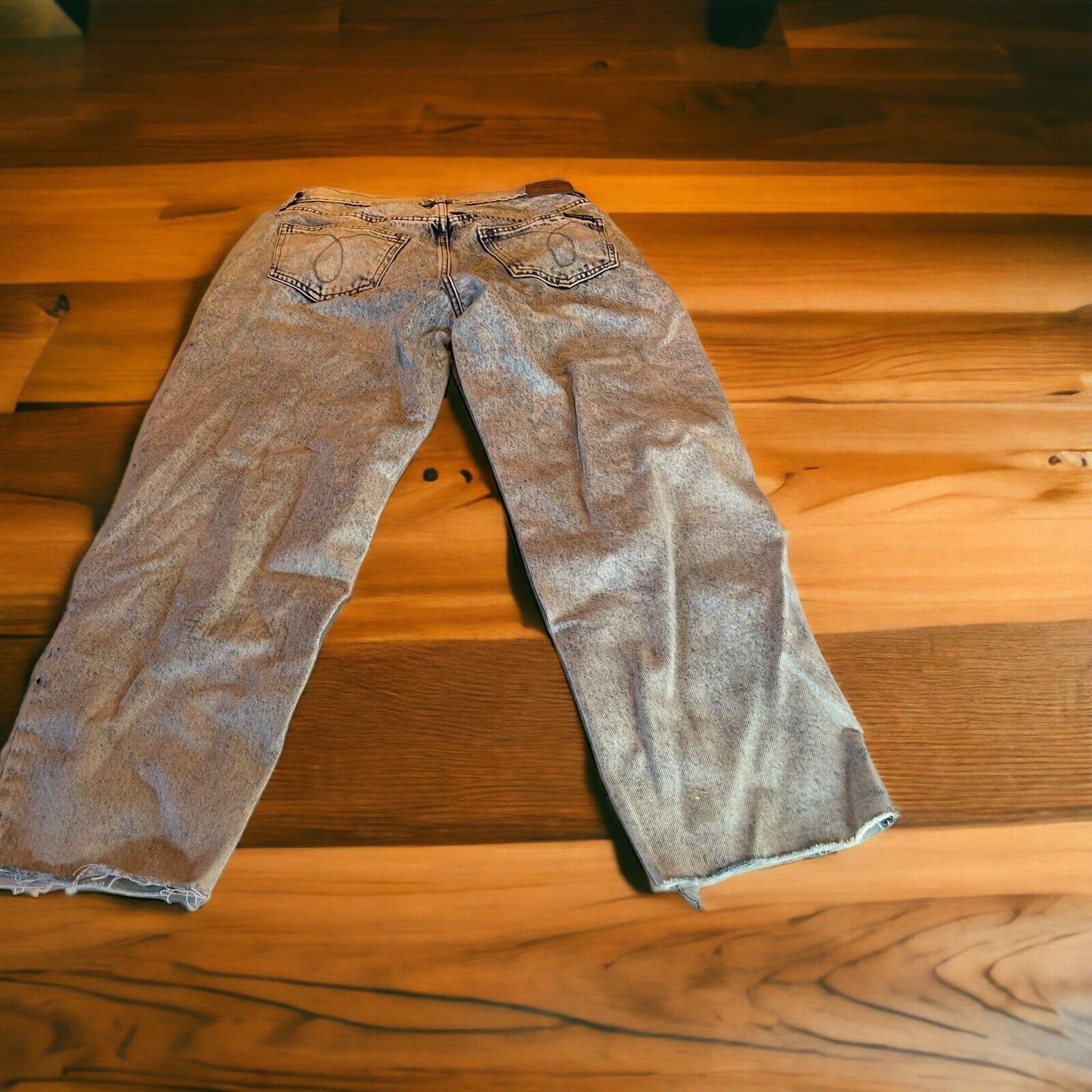 Calvin Klein Jeans High Rise Mom Jeans Acid Washed Distressed Size 30