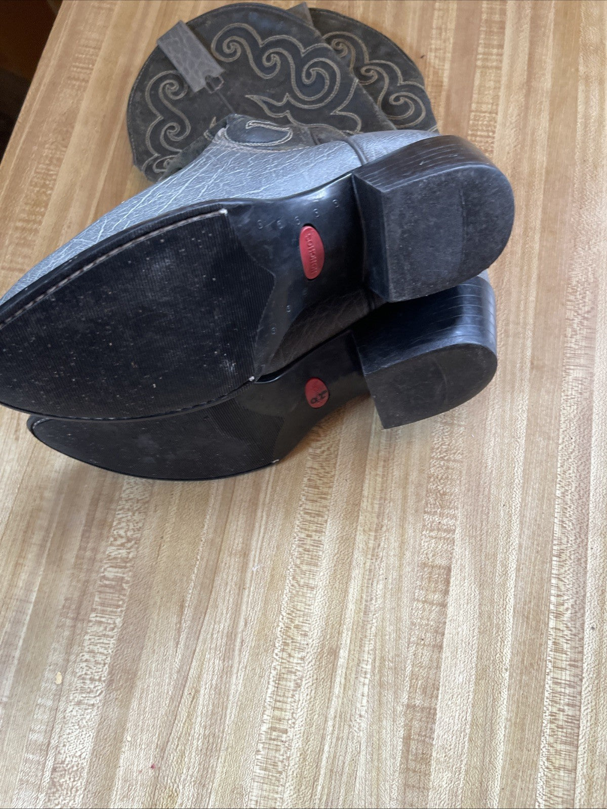 Honchos Cowboy Boots 9