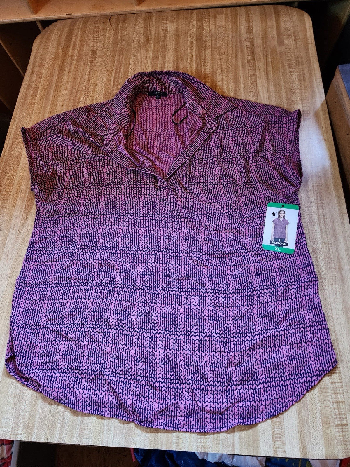 Pleione Top XL NWT
