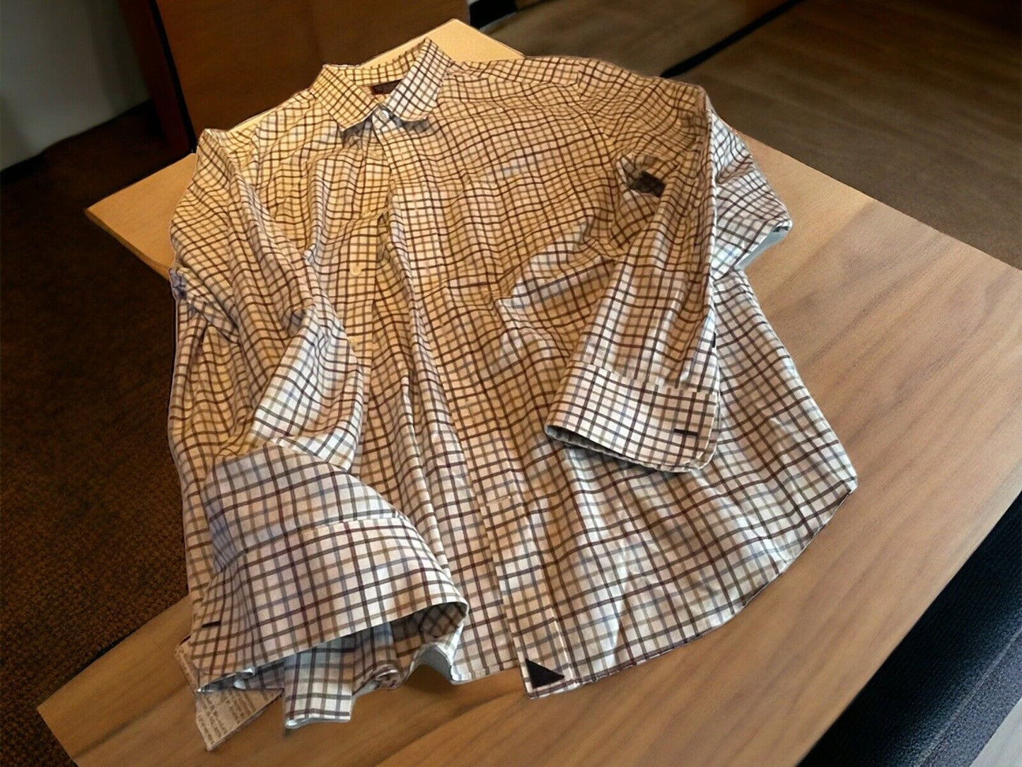 Untickit Button Up XL