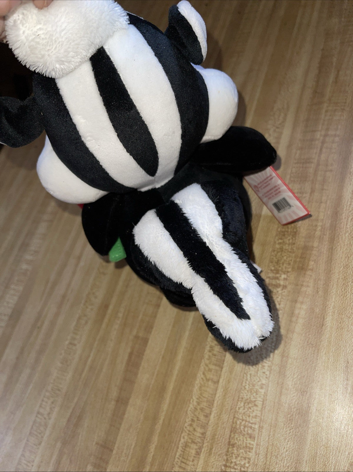 Hallmark X Looney Tunes Pepe Le Pew Plush