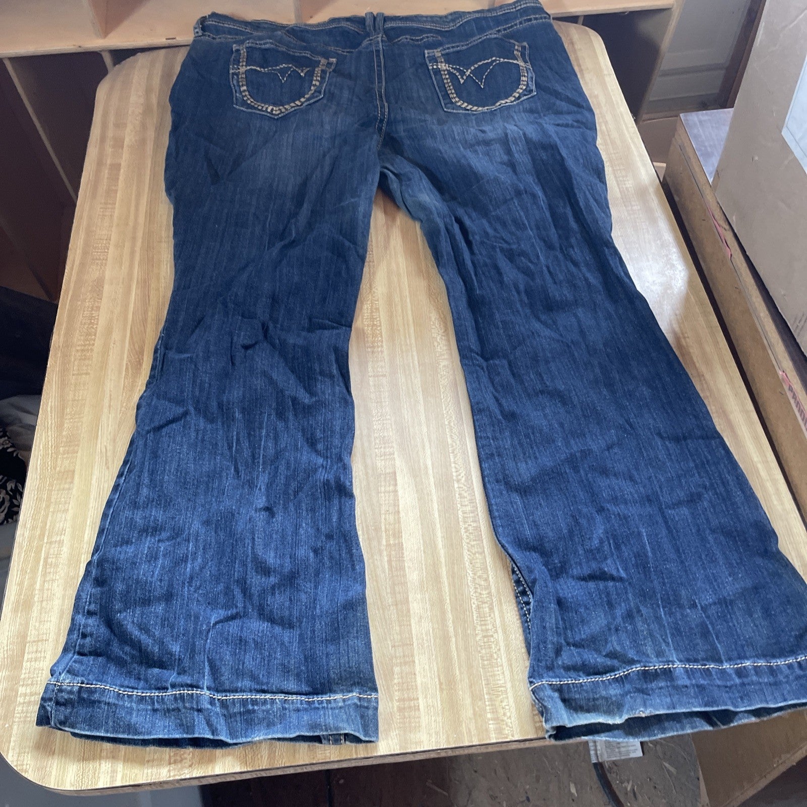 a.n.a flare jeans 24W