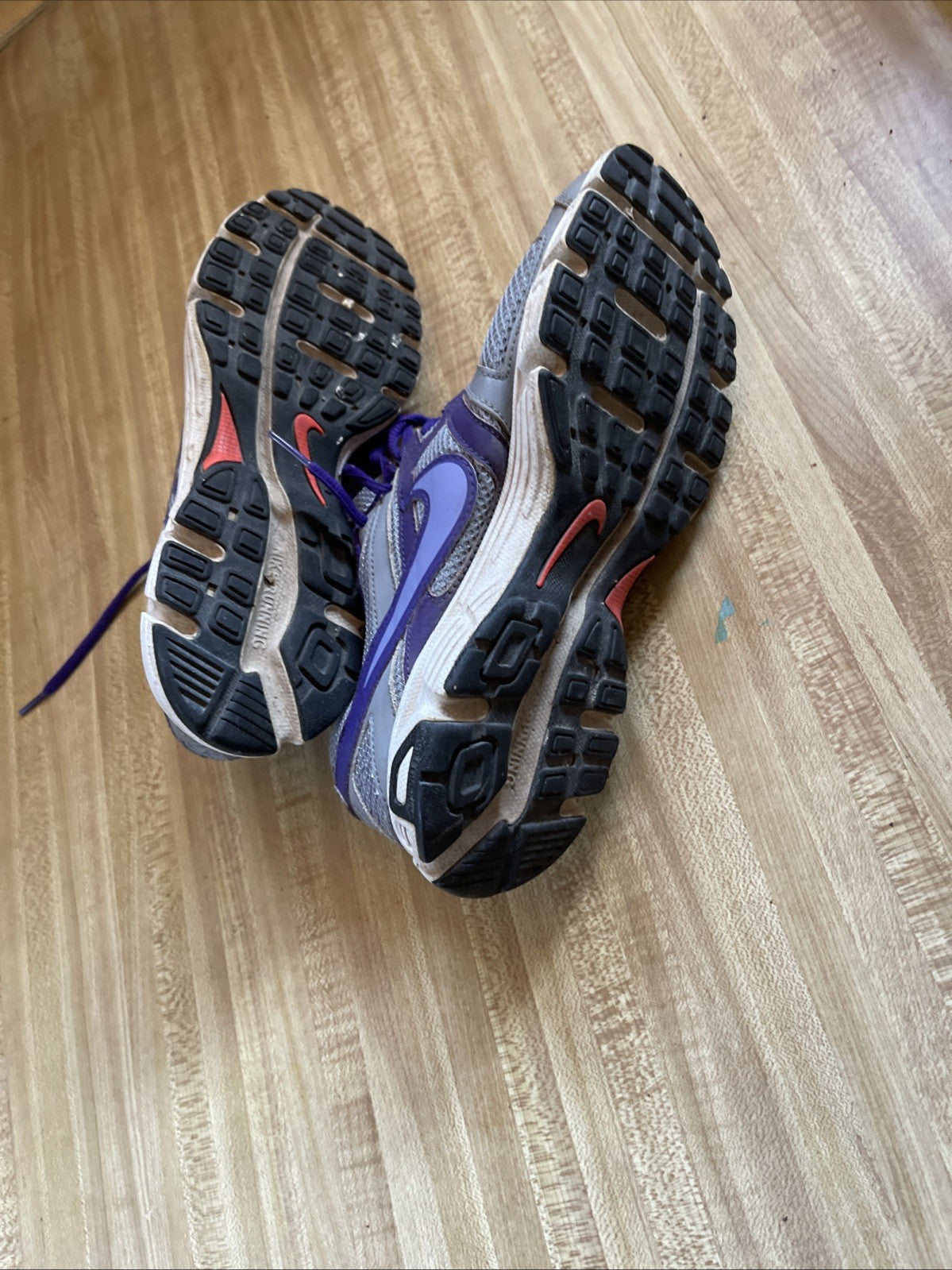 Nike Downshifters 8.5