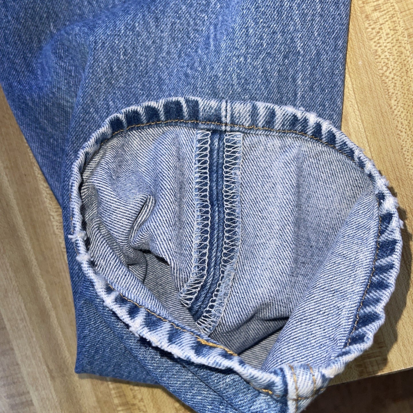 Vintage Levi’s 501XX Tag Says 38/38 But They Measure 32/35 Made In Mexico