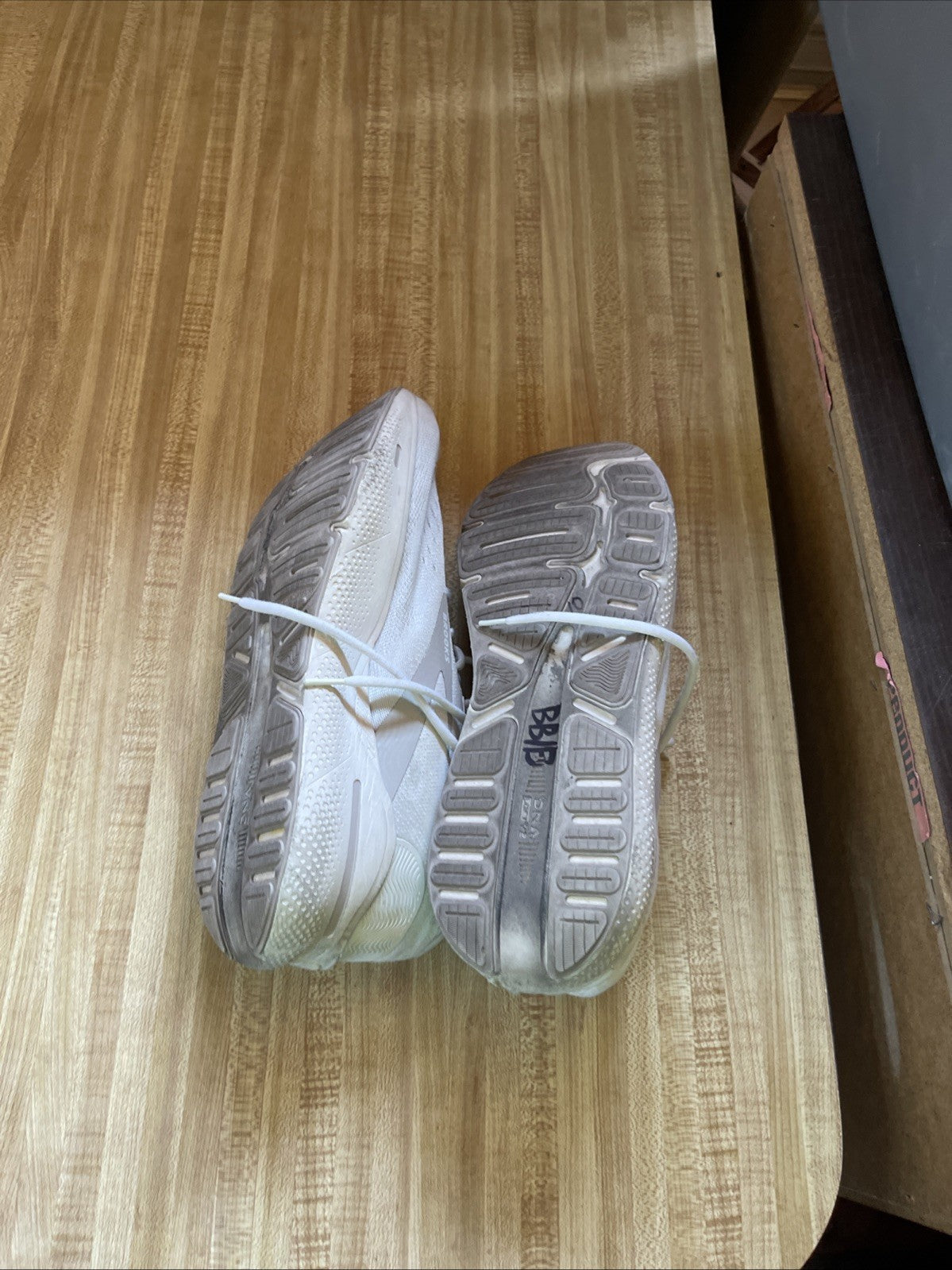 Brooks Ghost Max Size 14