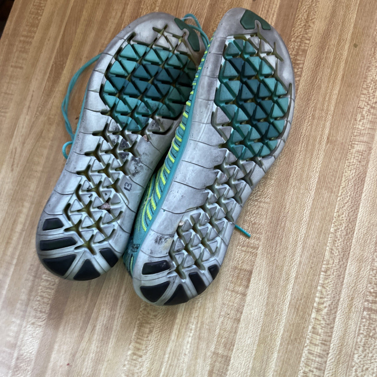 nike free rn motion flyknit 9.5