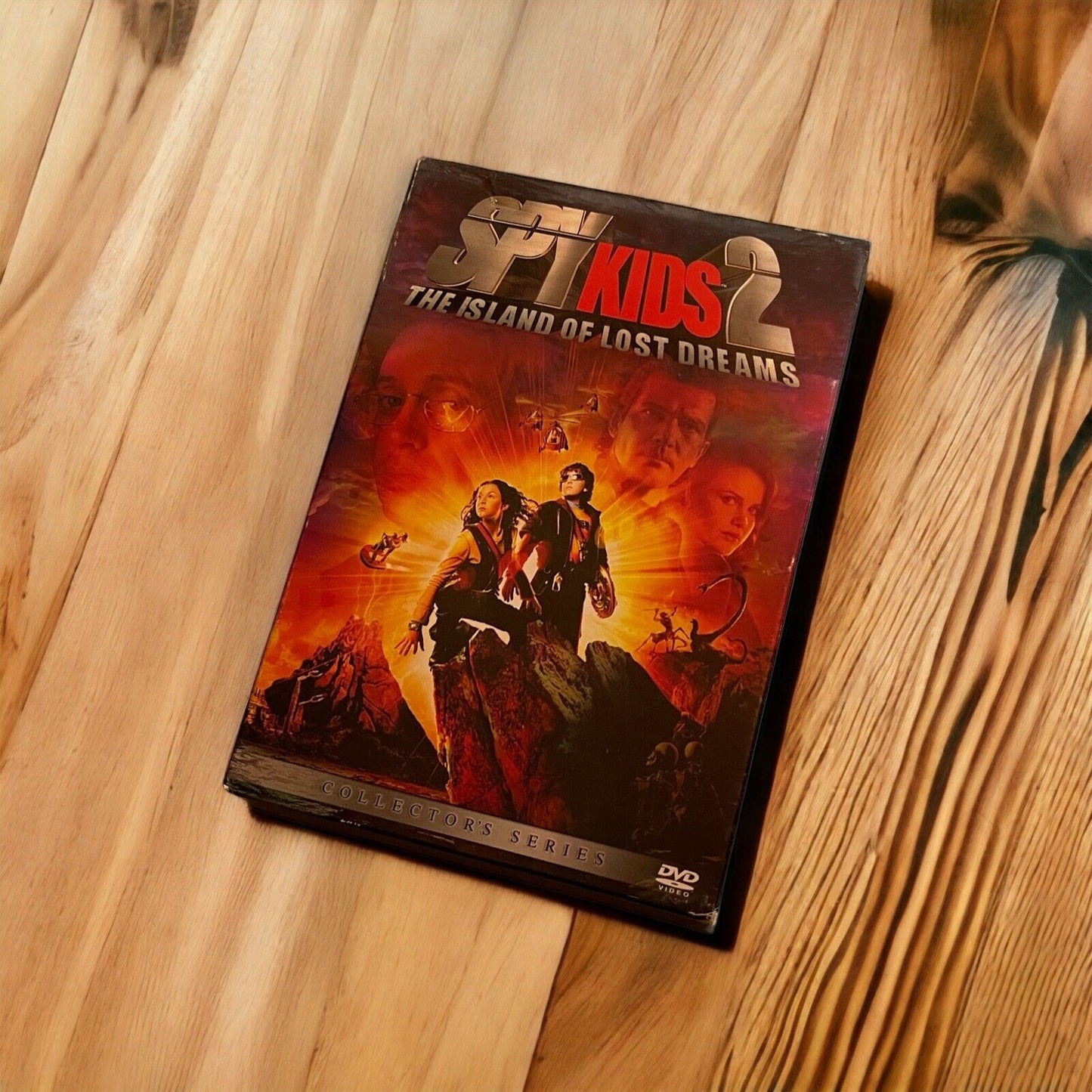 Spy Kids 2: The Island of Lost Dreams (DVD,2002,Collector's Series,Widescreen)