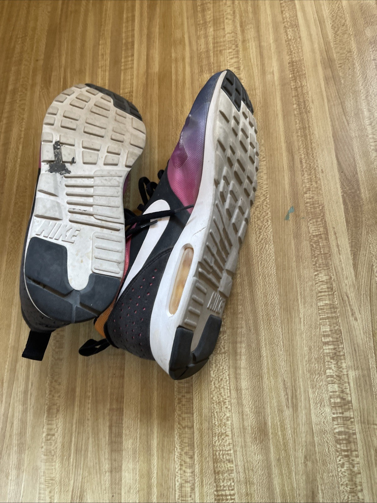 Nike Air Max Tavas Size 12