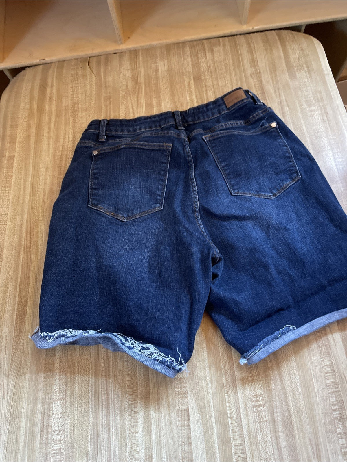Judy Blue Cutoff Jorts 1XL
