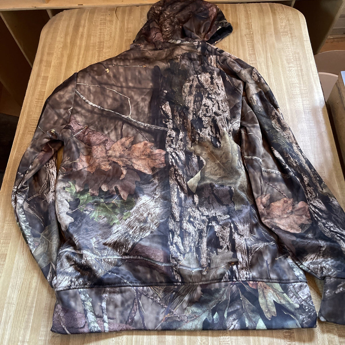 Mossy Oak Woodland Camo Hoodie Medium