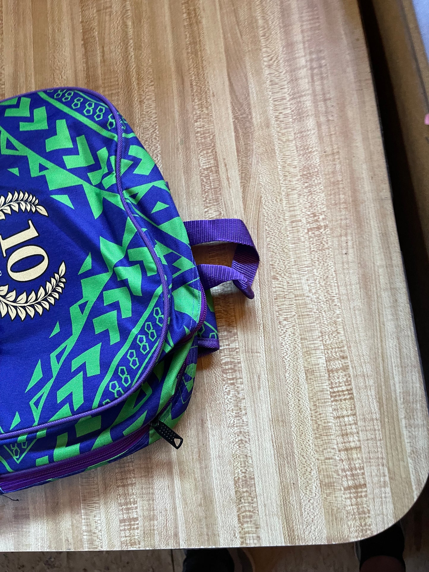 Islands best 10th anniversary backpack
