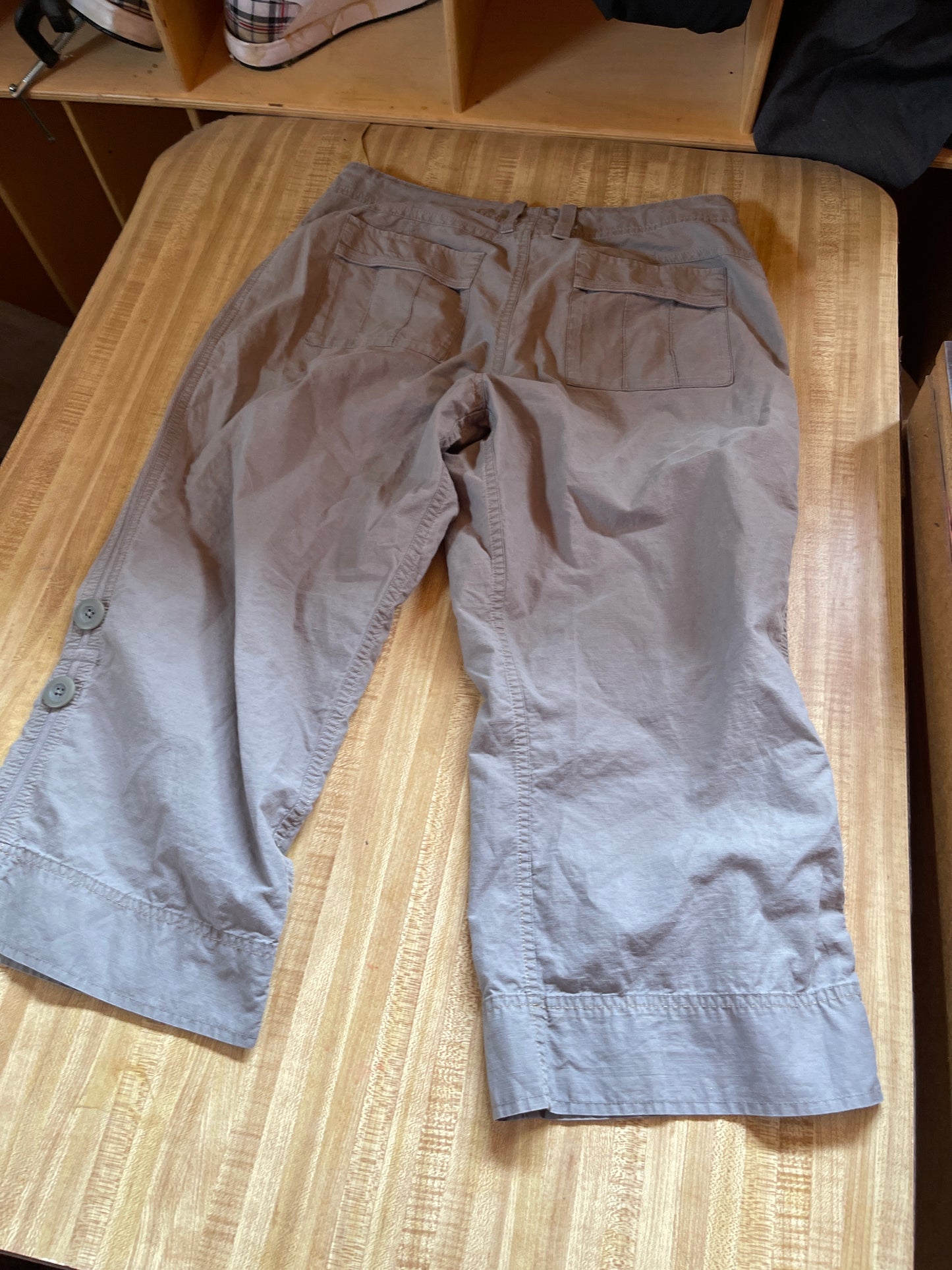 Mountain Hardwear women’s capris 12