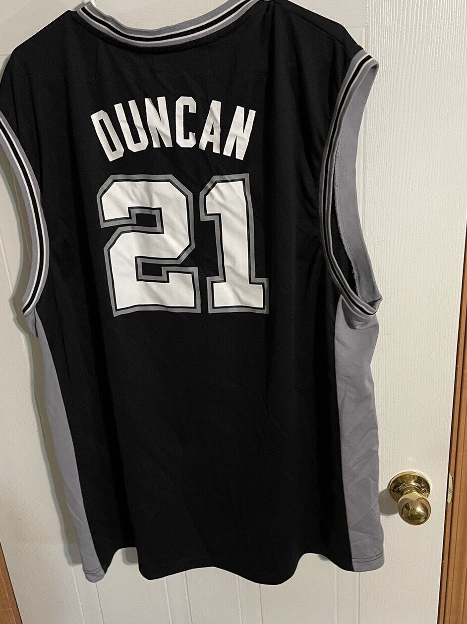 San Antonio Spurs jersey 2XL with Duncan number 21 in black and gray colors