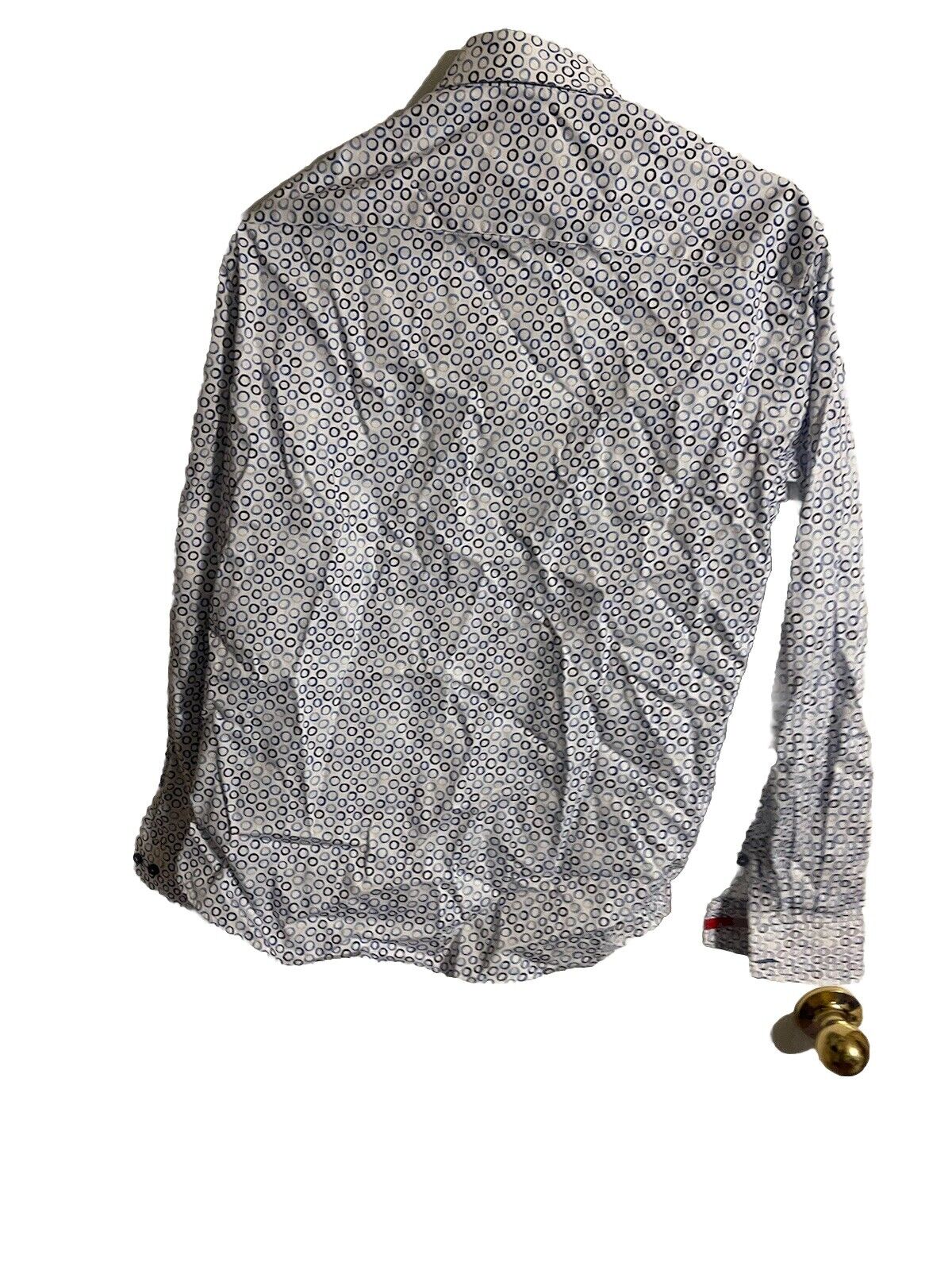 Avenue 21 medium shirt with circular pattern displayed from the back by 1118 Emporium