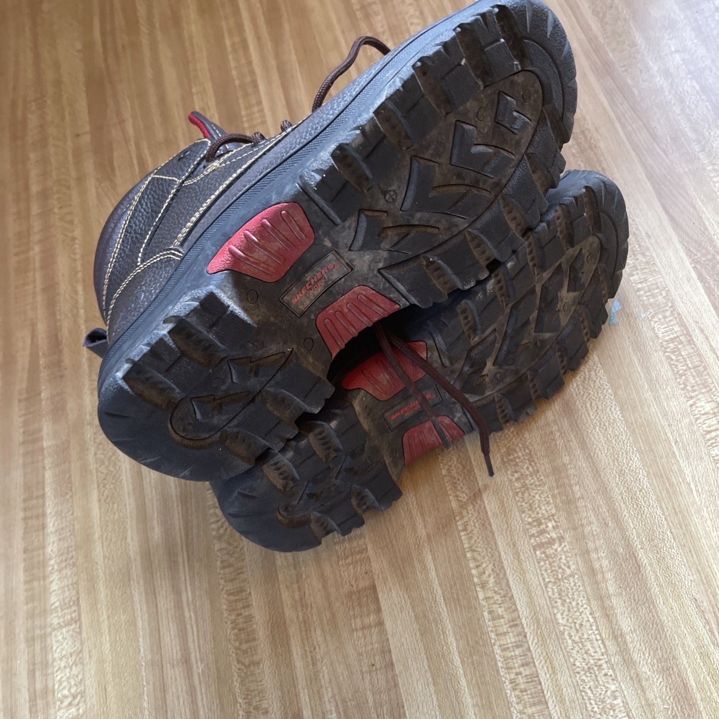 Skechers Work Boots Men’s 9 Wide