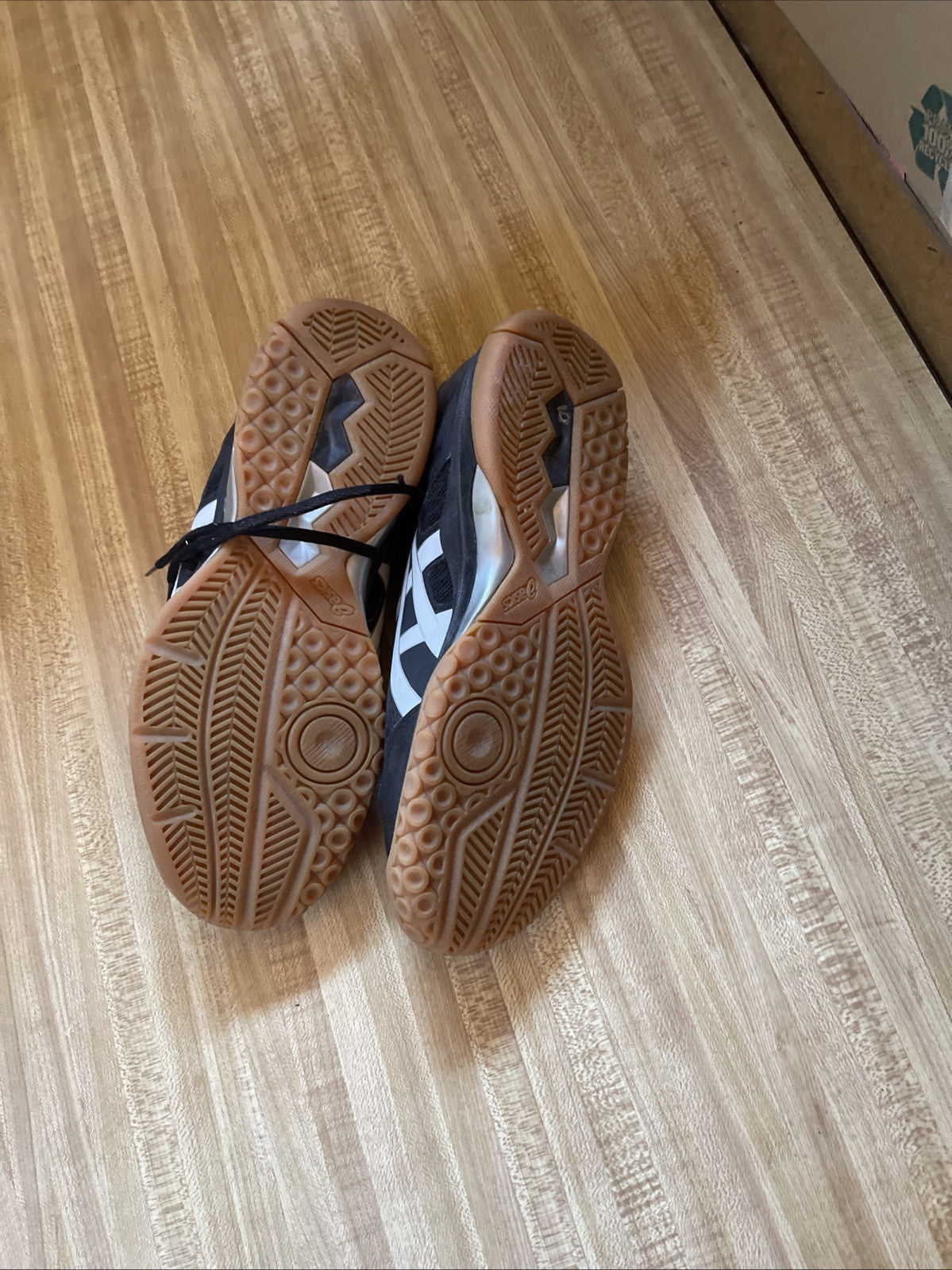 ASICS Gel Rocket Size 9