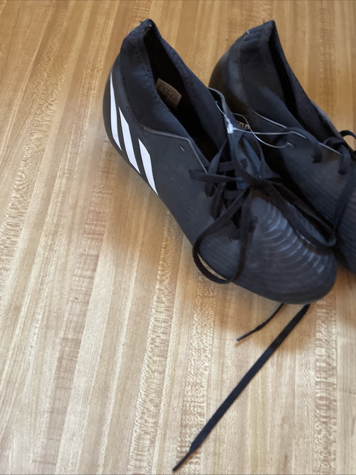 adidas predator Edge.4 soccer cleats 8.5