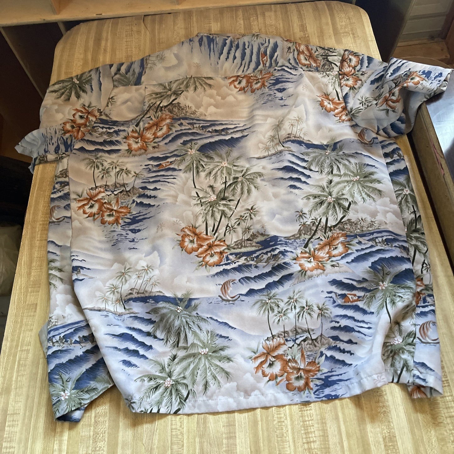 FC Hawaiian Shirt XL